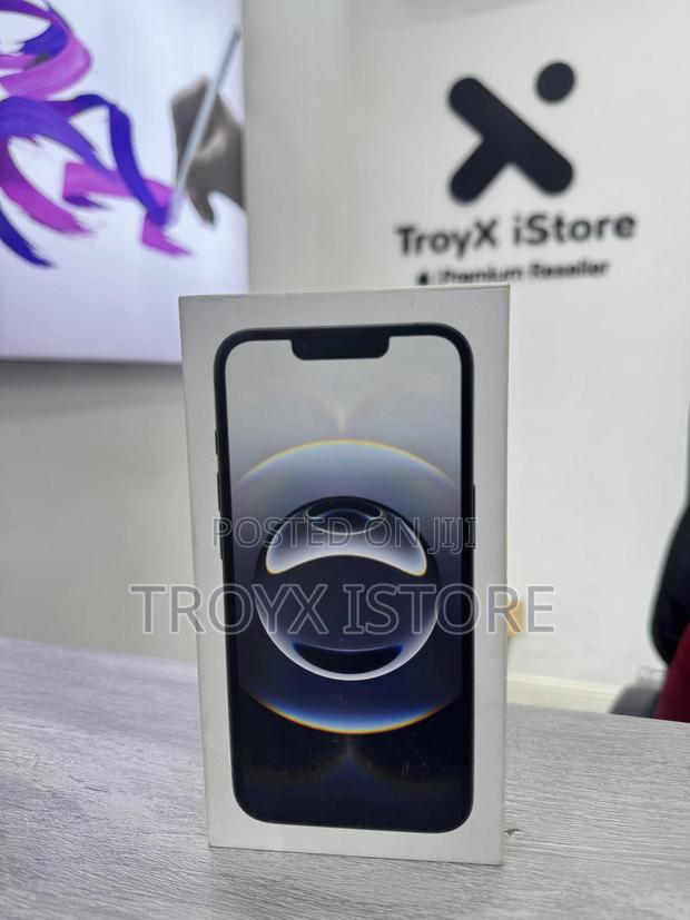 New Apple iPhone 16e 128 GB Black