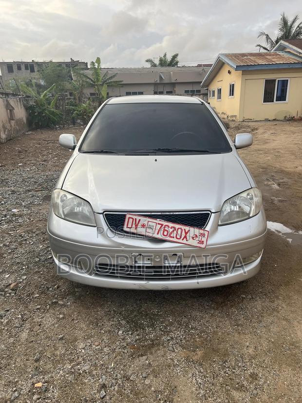 Toyota Vios 2011 Silver photo 2