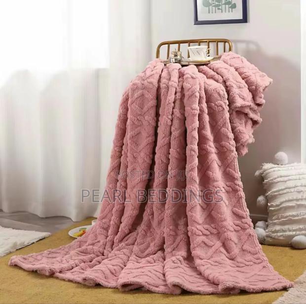 Premium Luxurious Quality Stripped Throw Blanket Available