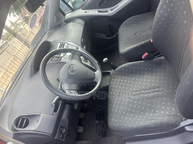 Toyota Yaris 2013 Red