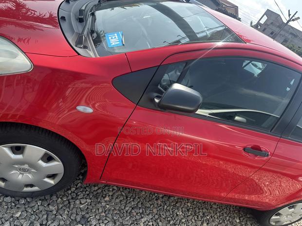 Toyota Yaris 2013 Red