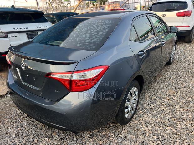 Toyota Corolla LE 4dr Sedan (1.8L 4cyl CVT) 2015 Gray