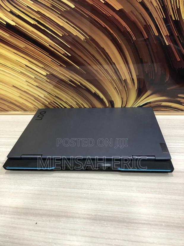 Laptop Lenovo LOQ 15IRH8 8GB Intel Core I5 SSD 512GB photo 3