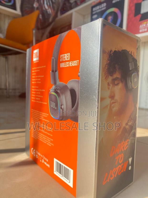 JBL Headphone photo 3