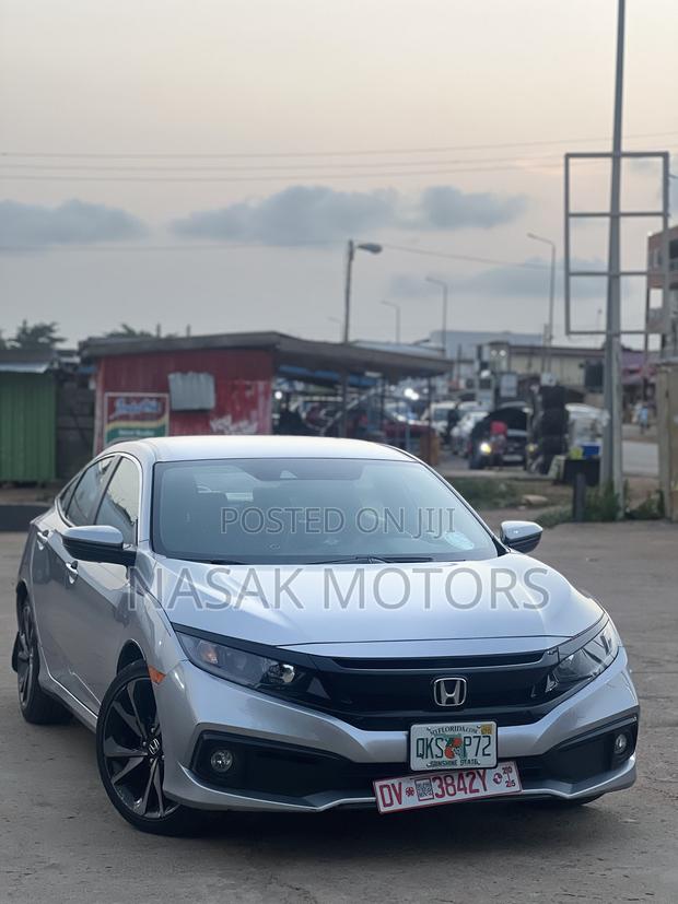 Honda Civic Sport 2021 Gray photo 2
