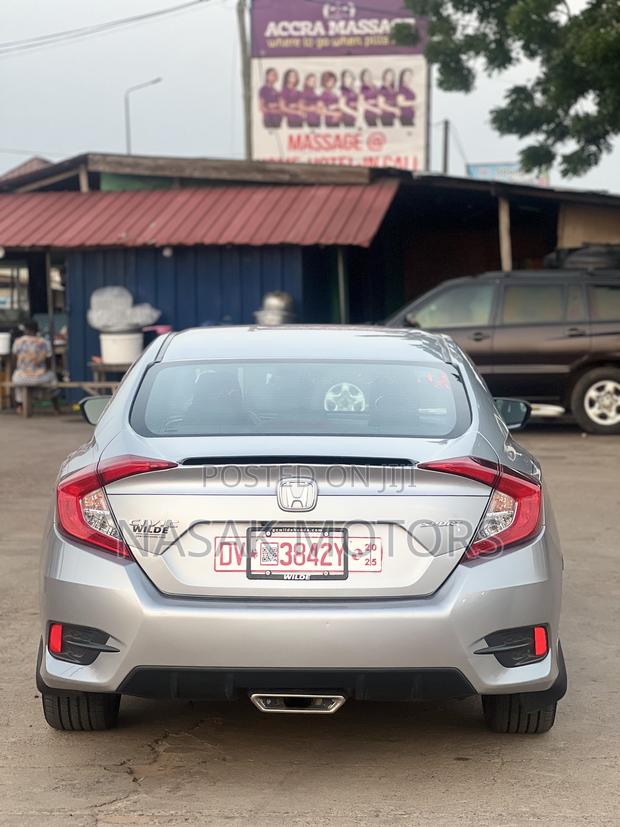 Honda Civic Sport 2021 Gray photo 8