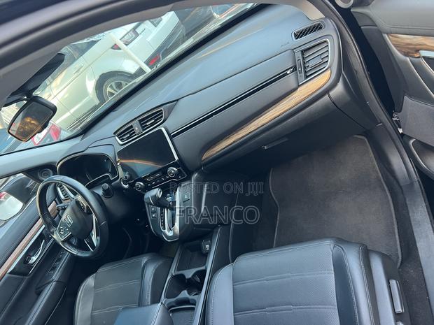 Honda CR-V Touring AWD 2019 White