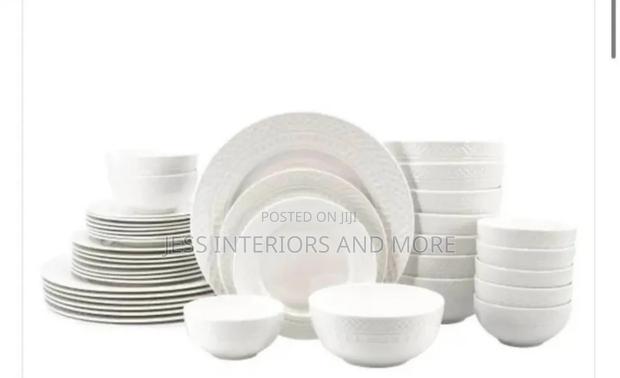 Mikasa Louis 40 Piece Dinnerware Set, photo 2