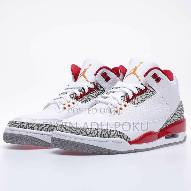 Air Jordan 3 Retro Cardinal Red · Photo 4