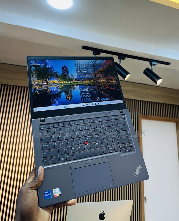 Laptop Lenovo Thinkpad T14s Gen 2 8GB Intel Core I5 SSD 256GB photo 4