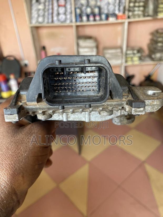 Honda CRV 2017,18,19,2020 1.5t Gearbox Control Board photo 3