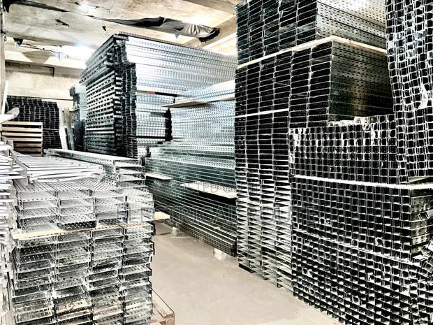 Hot Dipped Galvanized 3meter Cable Trays and Accessories