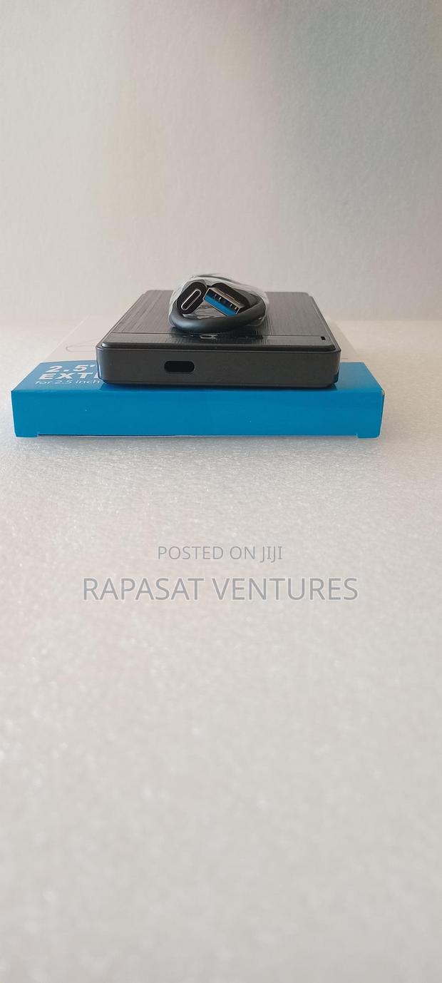 2.5" Usb-C HDD / SSD Sata External Enclosure · Photo 4