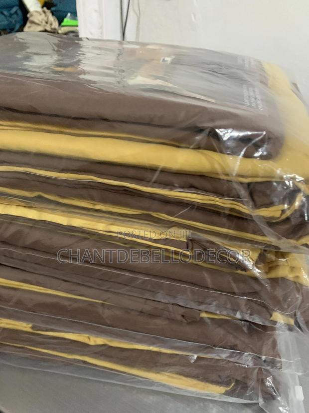 7 In 1 Brown And Yellow King Size Removable Duvet Set photo 3