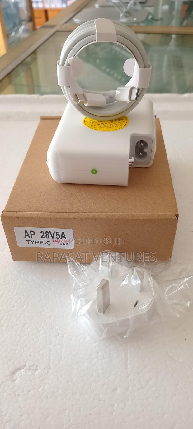 Apple Macbook 28v 5a 140w Type C Adapter · Photo 4