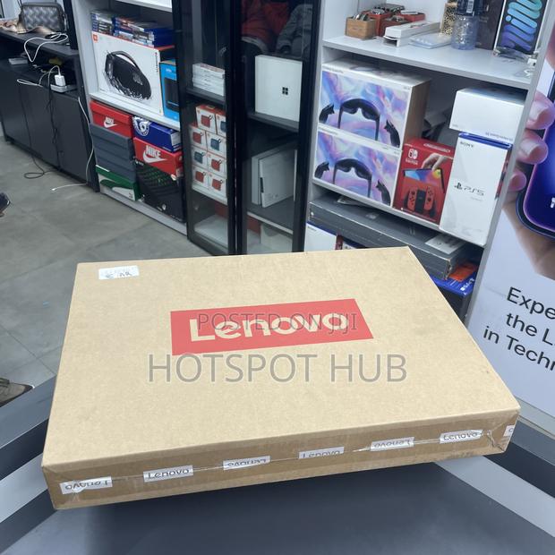 New Laptop Lenovo 16GB AMD Ryzen 5 SSD 512GB · Photo 4