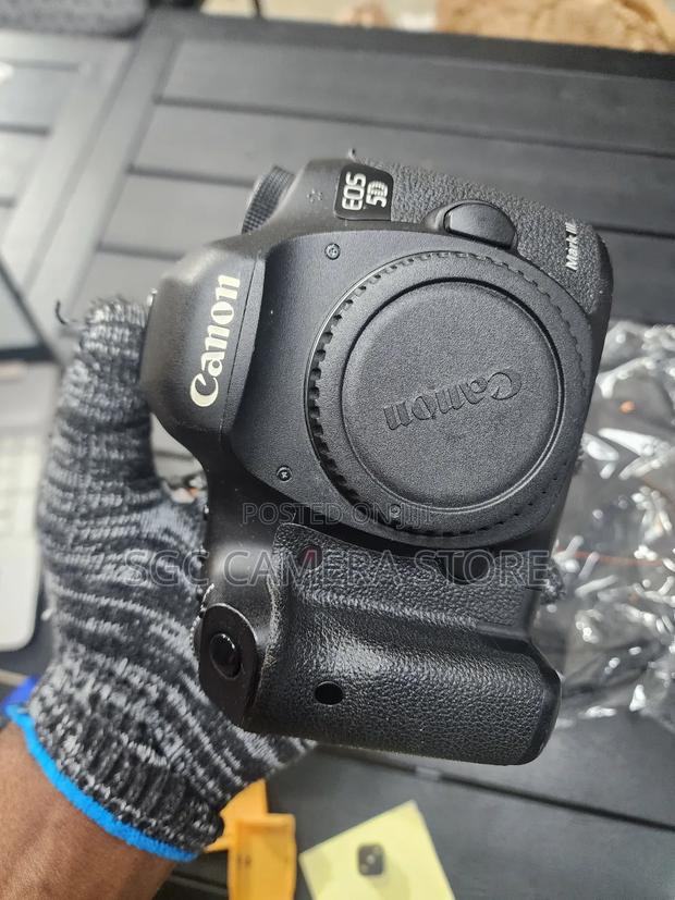 Canon 5d Mark Iii //Home Used // 6-month Warranty// Exx Cond photo 5