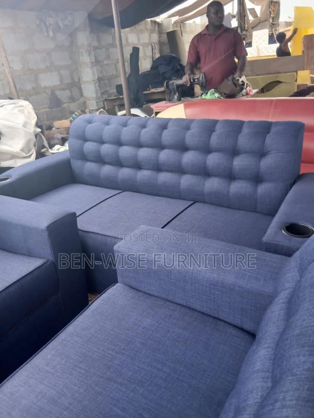 Quality Sofa · Photo 2