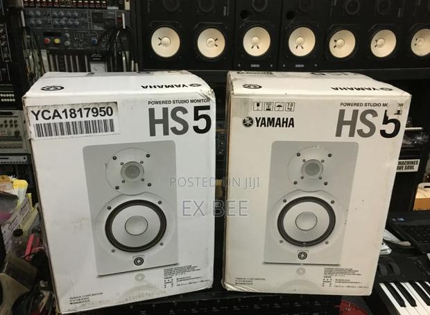 Yamaha Hs5 Powered Studio Monitor Pair White · Photo 4