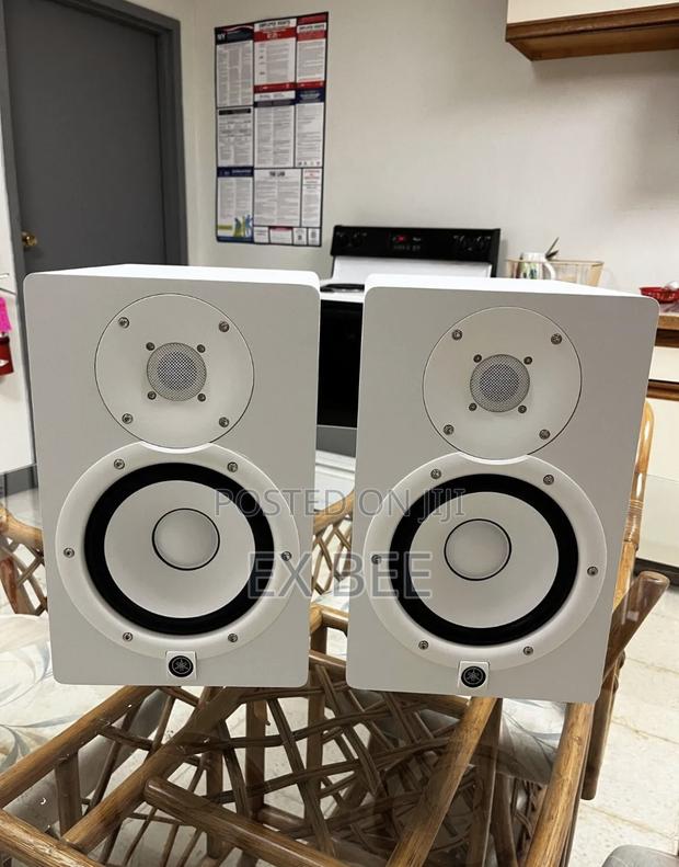 Yamaha Hs5 Powered Studio Monitor Pair White · Photo 3