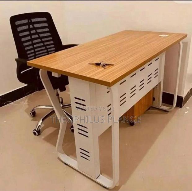 Modern Office Desk , White Brown Study Table · Photo 2