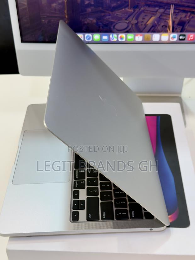 Laptop Apple MacBook Pro 2022 M2 8GB Apple M2 SSD 512GB photo 5