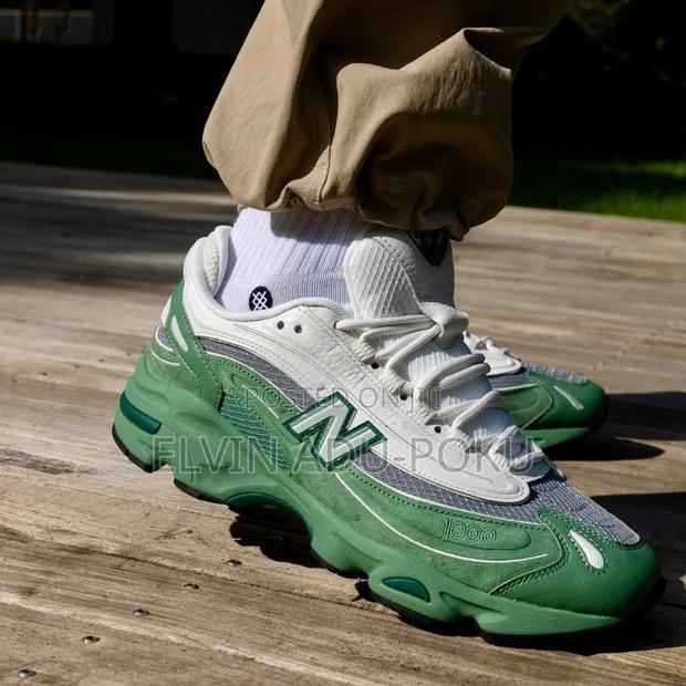 New Balance 1000 Vi “ Green” · Photo 4