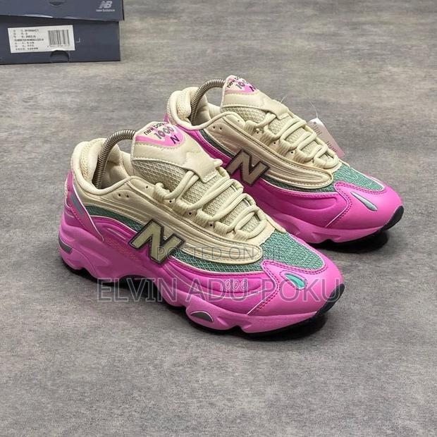 New Balance Real Pink Sandstone · Photo 3