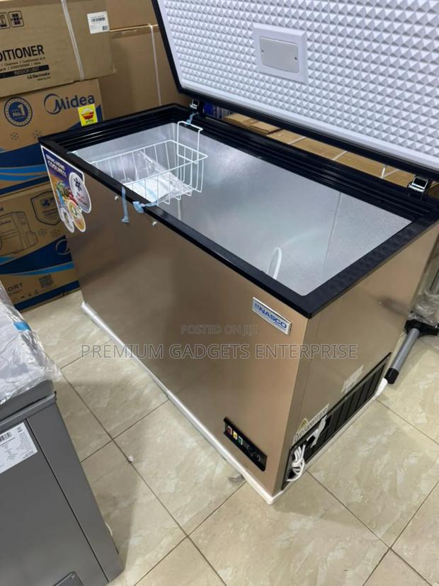 Nasco Manual Temperature Control Chest Freezer 318litres photo 2