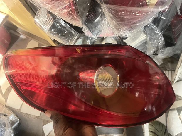 V W Passat Cc Taillight 2010
