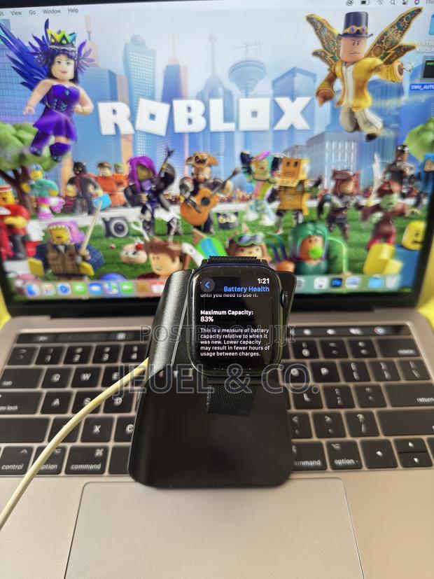 Apple Watch Series 8 45mm photo 2