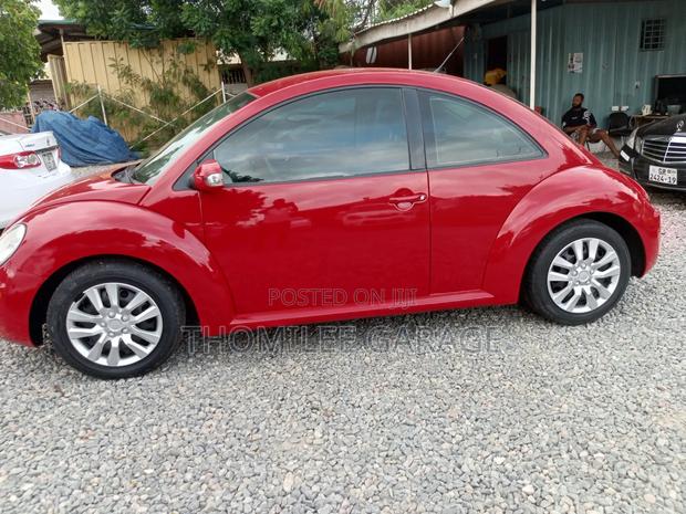 Volkswagen Beetle 2010 Red photo 7