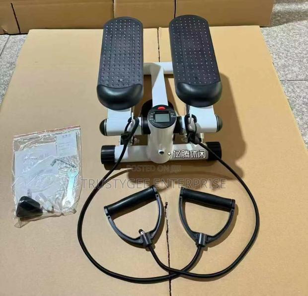 Mini Stepper With Resistance Band photo 8