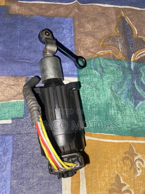 Honda CRV/Accord/ 2017,18,19,2020 Etc 1.5t Actuator Sensor photo 2