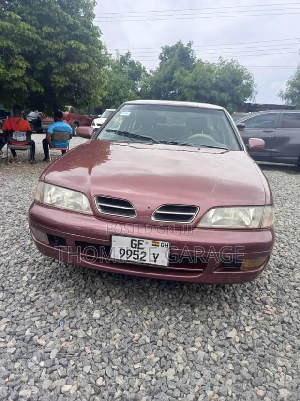 Nissan Primera 1999 Beige