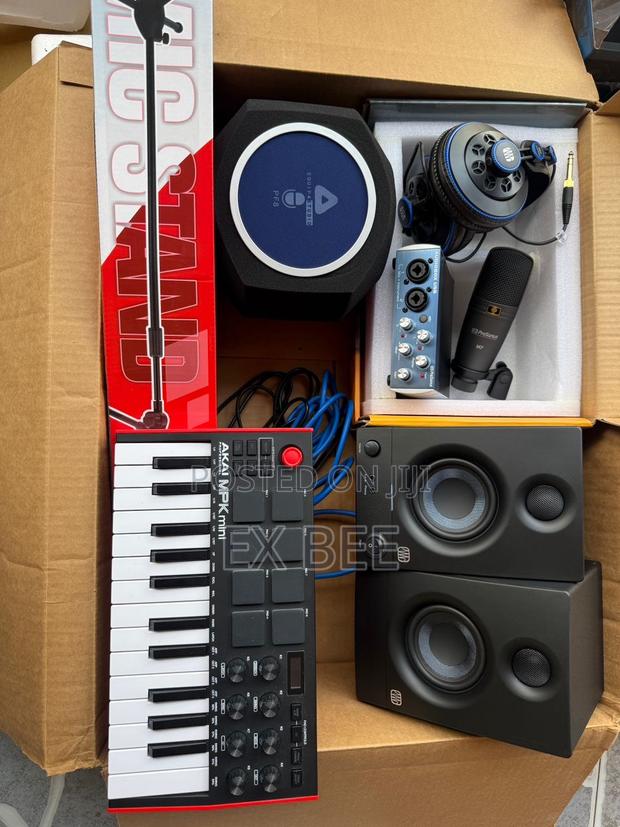 Presonus Ultimate Recording Bundle, Akai Keyboard, Extras · Photo 2