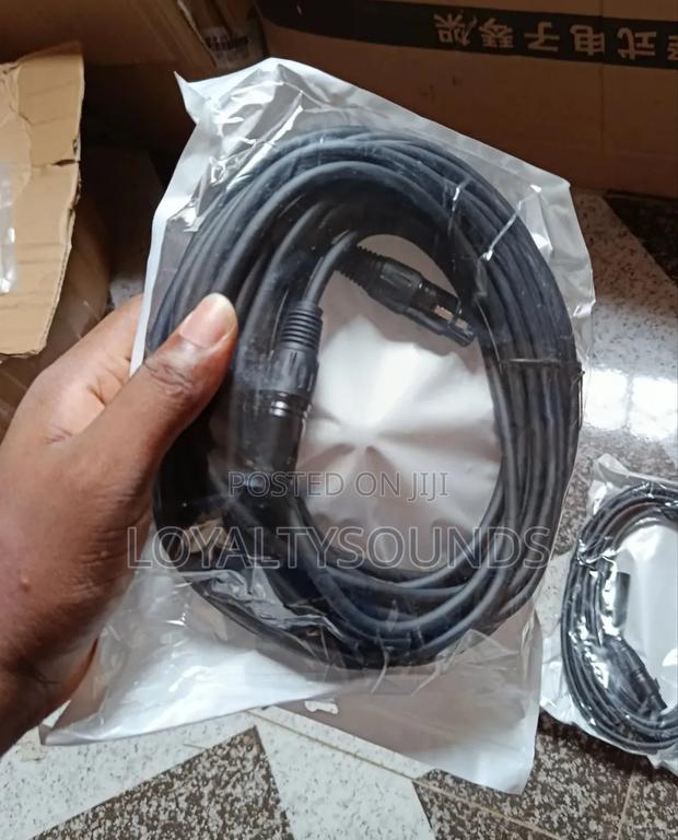 10 Meters XLR Female to Male Cable · Photo 4