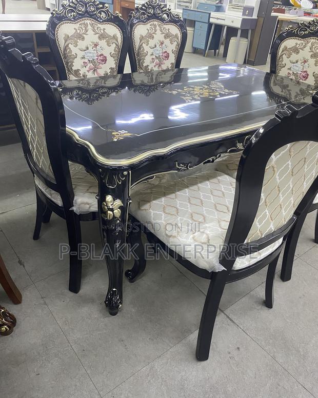 Classic Executive Wooden Royal Dining Table With Chairs photo 2