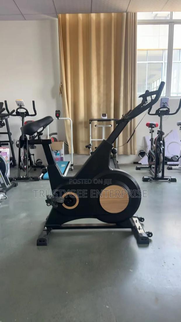 Exercise/Spinning Bike photo 2