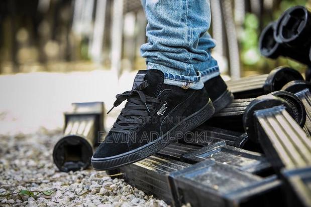 Puma Suede Classic "Triple Black" · Photo 4