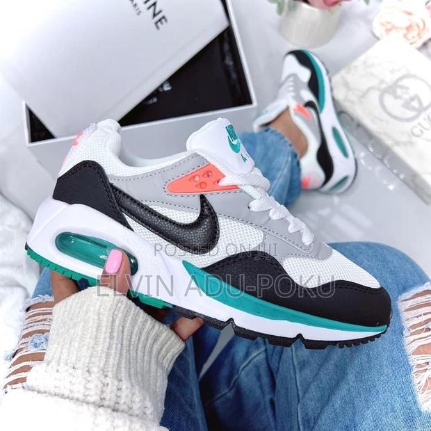 Nike Air Max Correlate "White/Black/New Green" · Photo 3