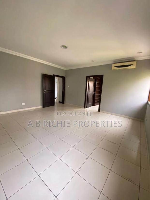 5bdrm House in Ab Richie Properties, Cantonments for sale · Photo 4