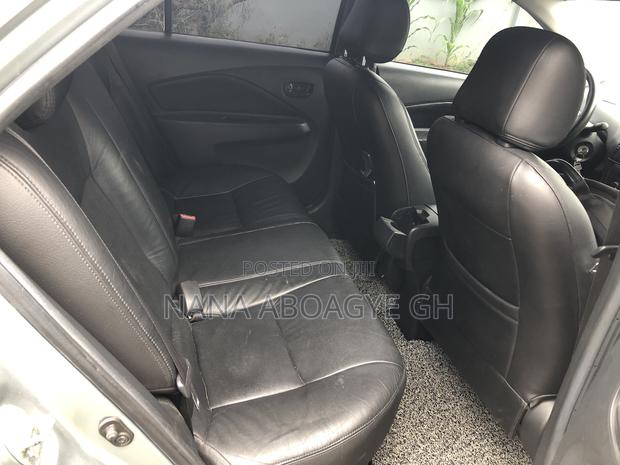 Toyota Belta 2010 Gray