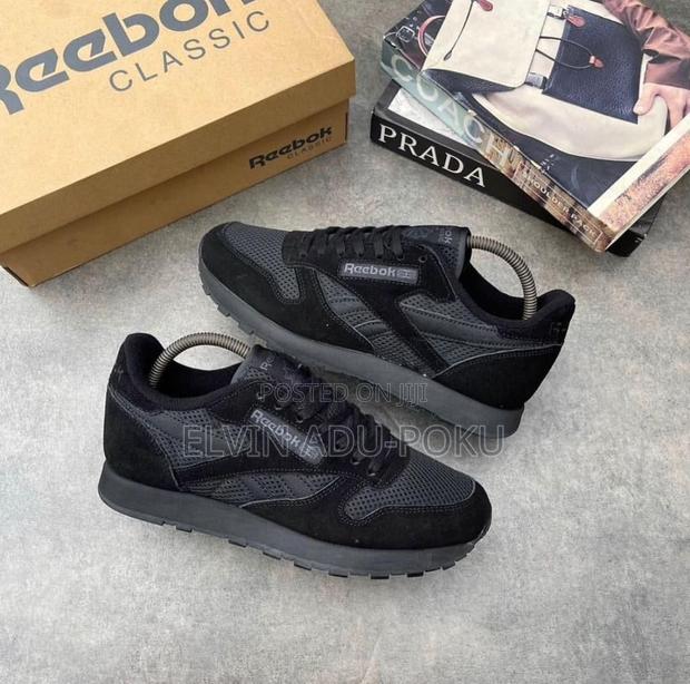 Reebok Utility Suede Core Black. · Photo 4