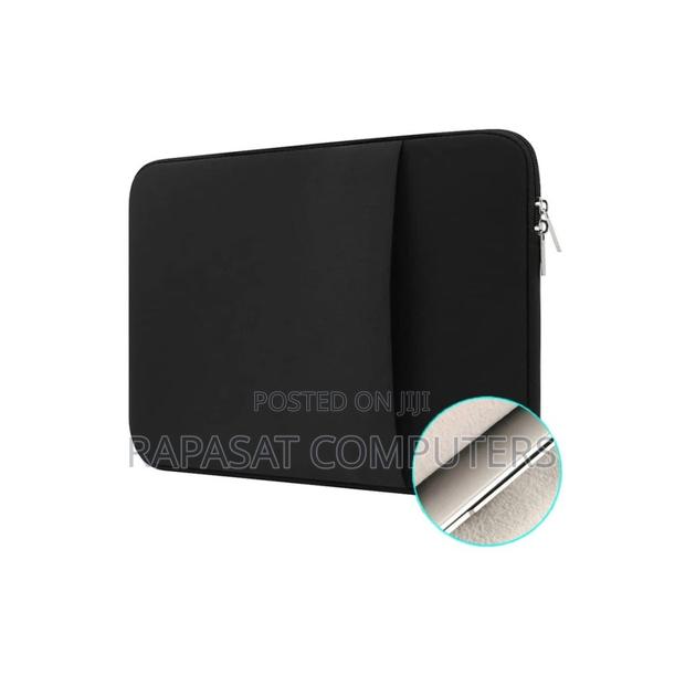 15.6" Laptop Sleeve 1-Side Zip Bag - Black · Photo 2