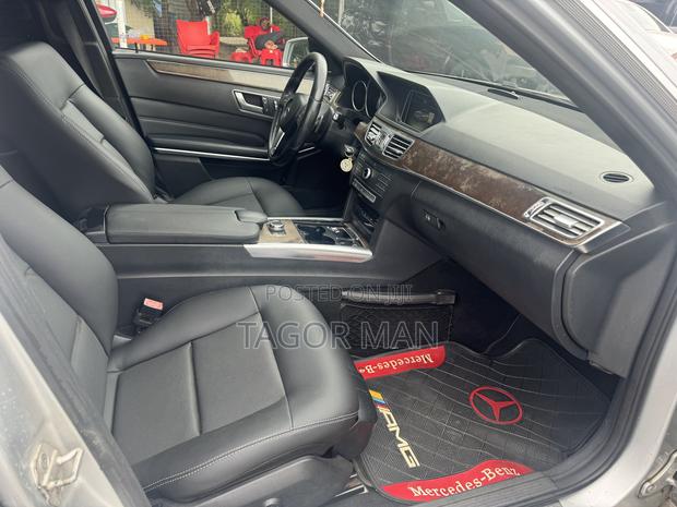 Mercedes-Benz E300 2015 Silver