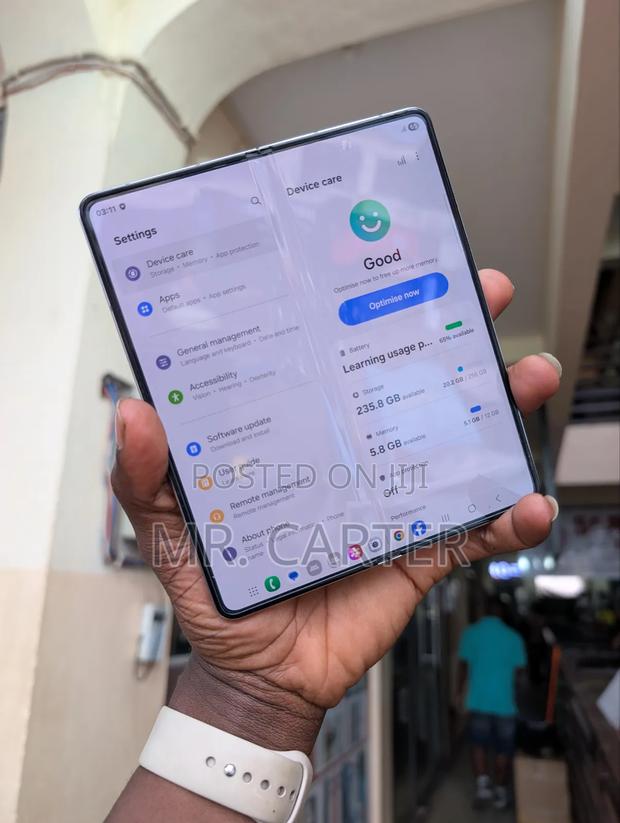 New Samsung Galaxy Z Fold 5 256 GB Blue photo 12