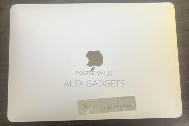 Laptop Apple MacBook Pro 2017 8GB Intel Core I5 SSD 256GB photo 3