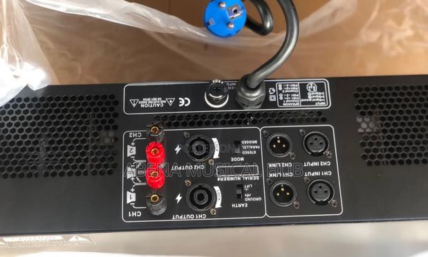 Mid Amplifier/Martin Audio 1000watt 2in1 · Photo 4