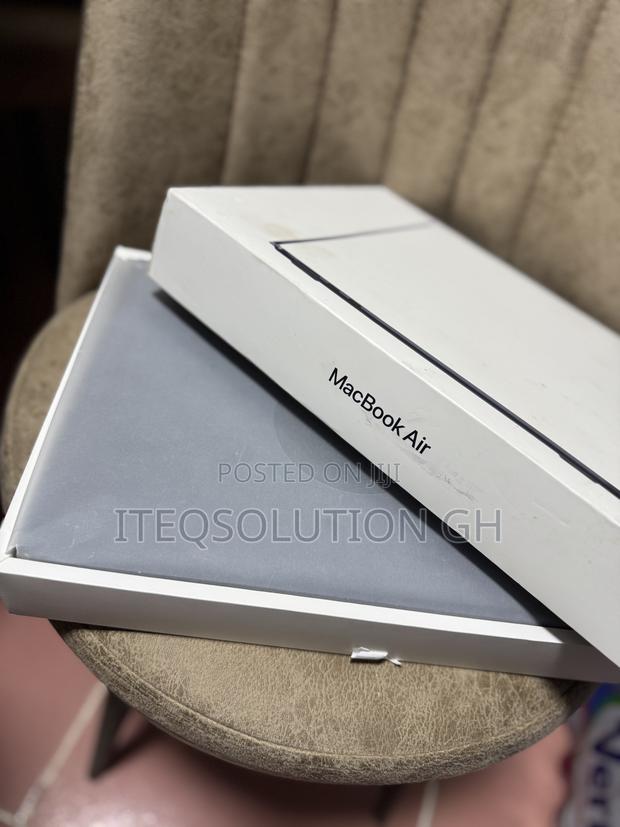 Laptop Apple MacBook Air 2022 M2 8GB Apple M2 SSD 256GB photo 2
